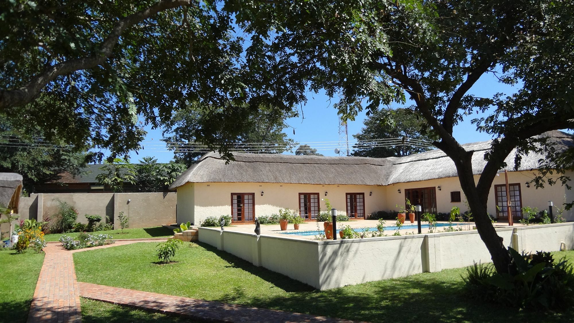 מפלי ויקטוריה Mandebele Lodge מראה חיצוני תמונה